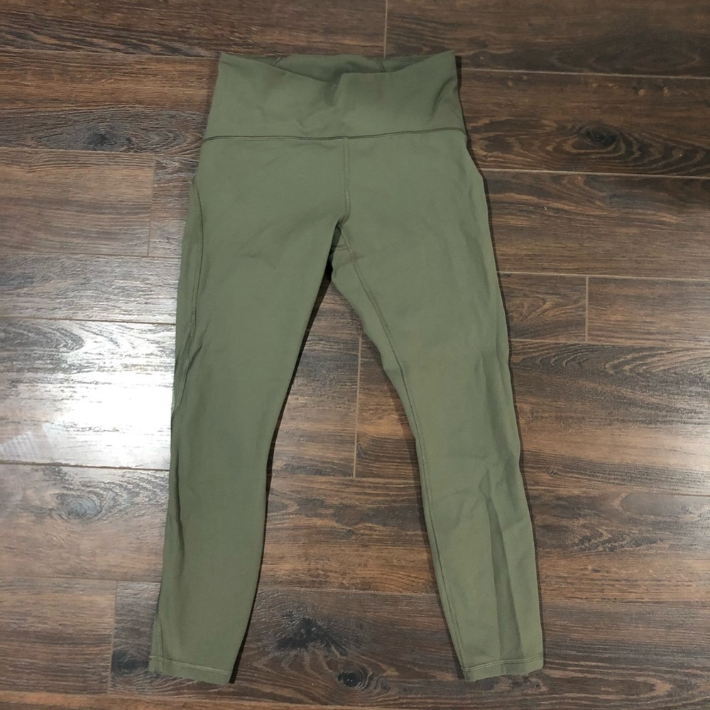 Lululemon Train Times. Size 8